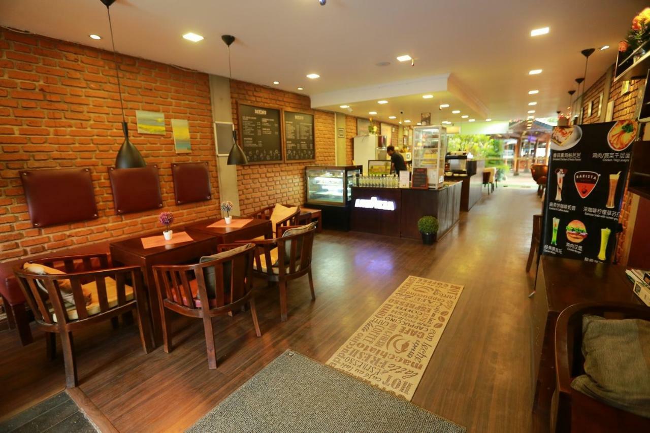 Thumbelina Apartments & Hotel Aluthgama Extérieur photo
